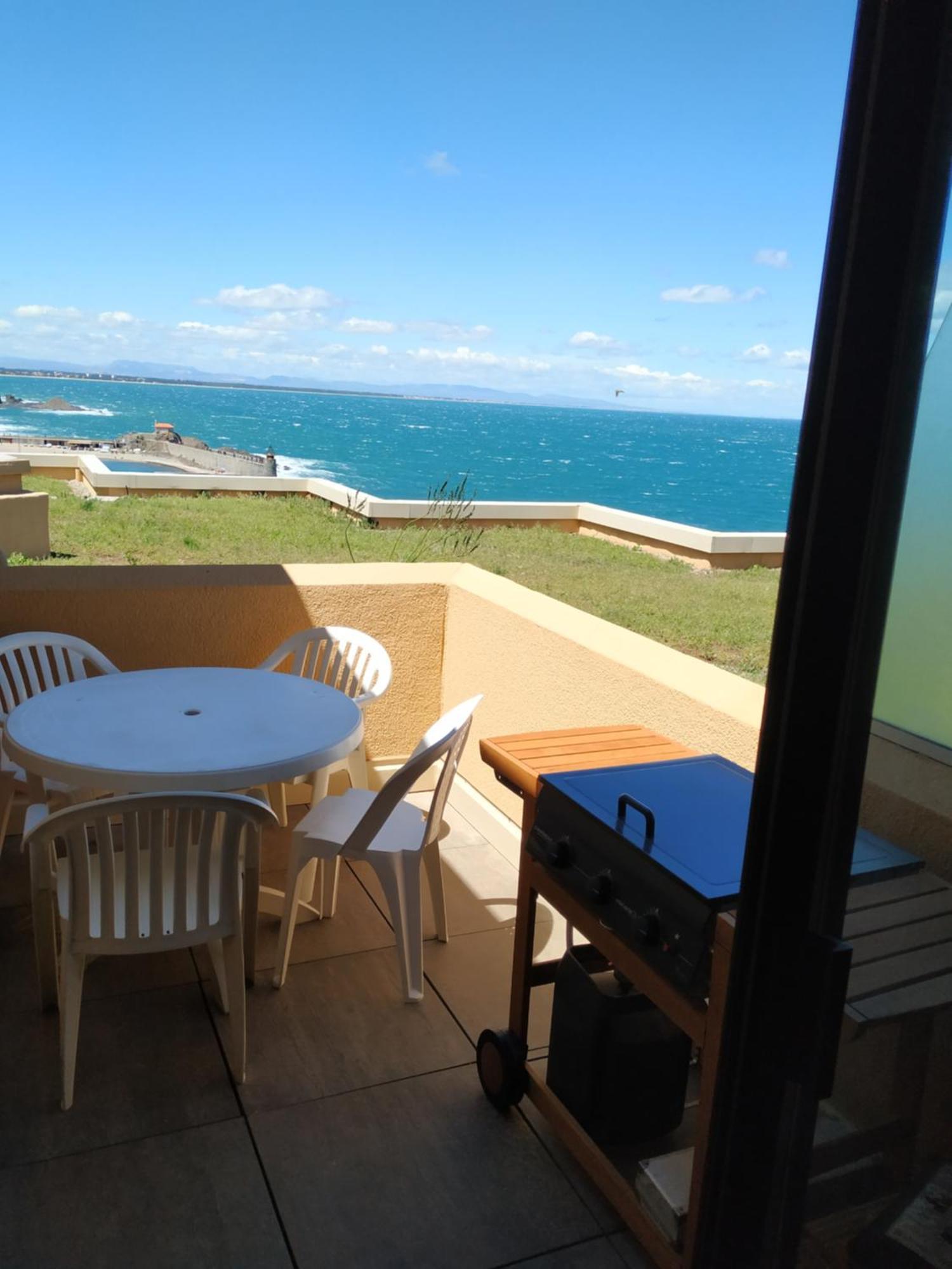 Location Vue Mer Du Samedi Au Samedi, Clim, Parking, Piscine, Plage Collioure Kültér fotó